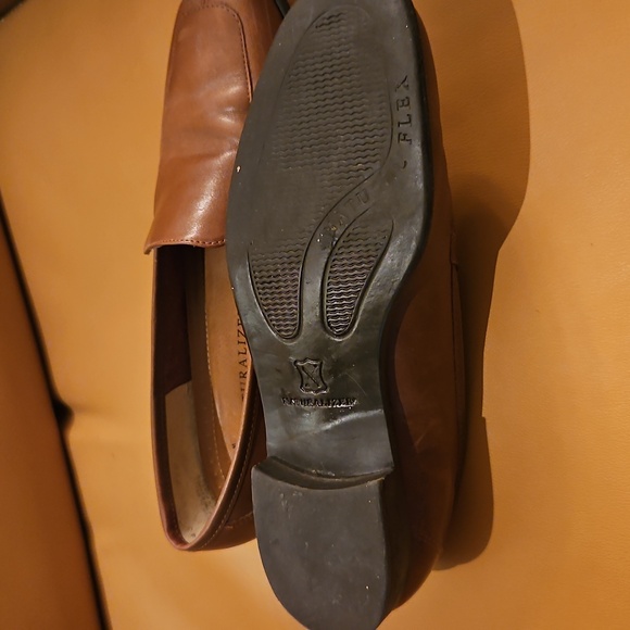 Naturalizer Women's Brown Loafers - Picture 7 of 7